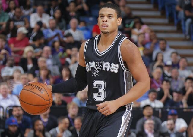 英雄联盟s15-NBA季后赛倒计时,上海久事转会期扳平良机,细节引发关注,媒体盛赞,控场能力受关注的简单介绍