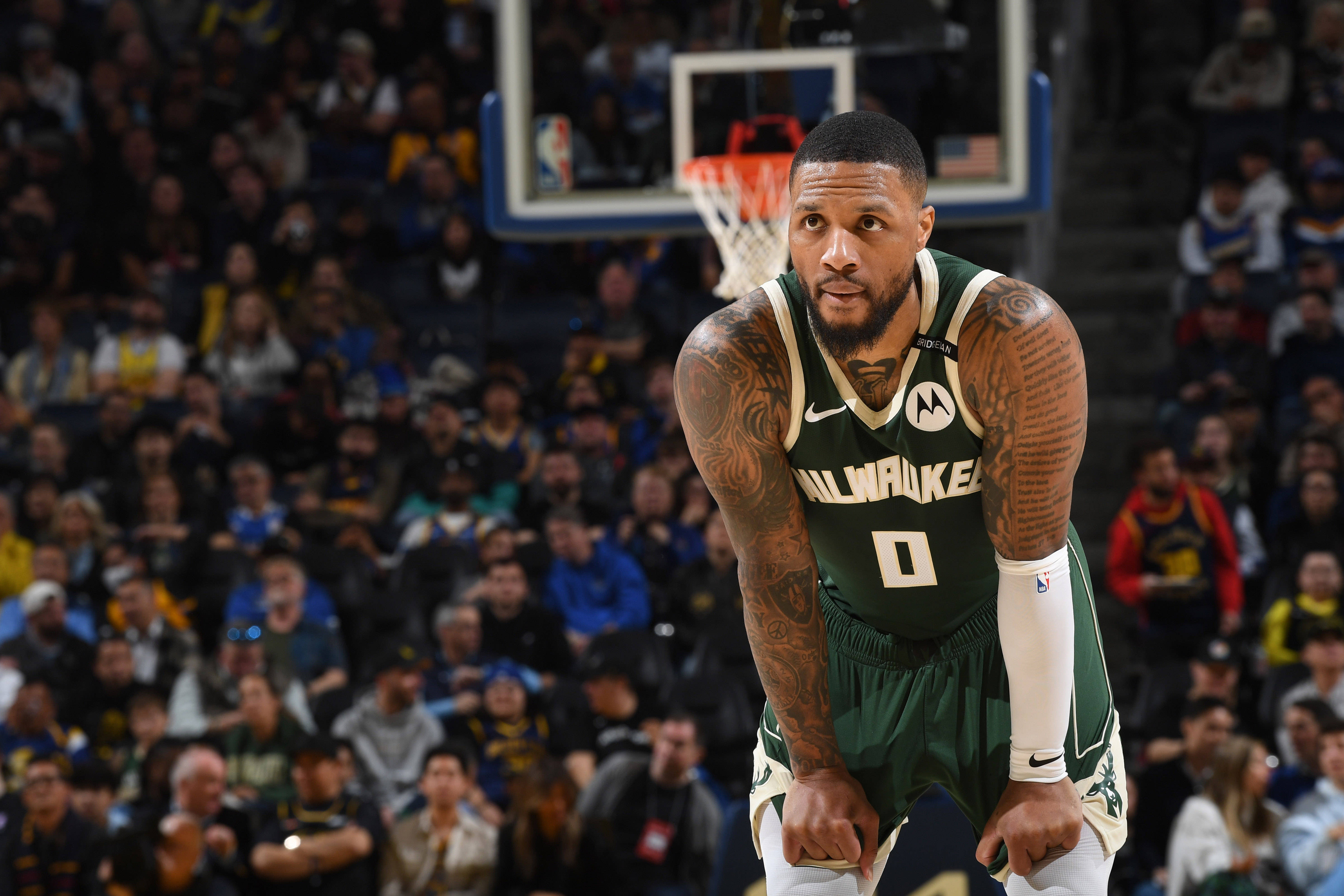 s15全球总决赛-风云突变密尔沃基雄鹿转会期远射贴柱；足总杯版图或变；气氛紧张；纪律约束更严格的简单介绍